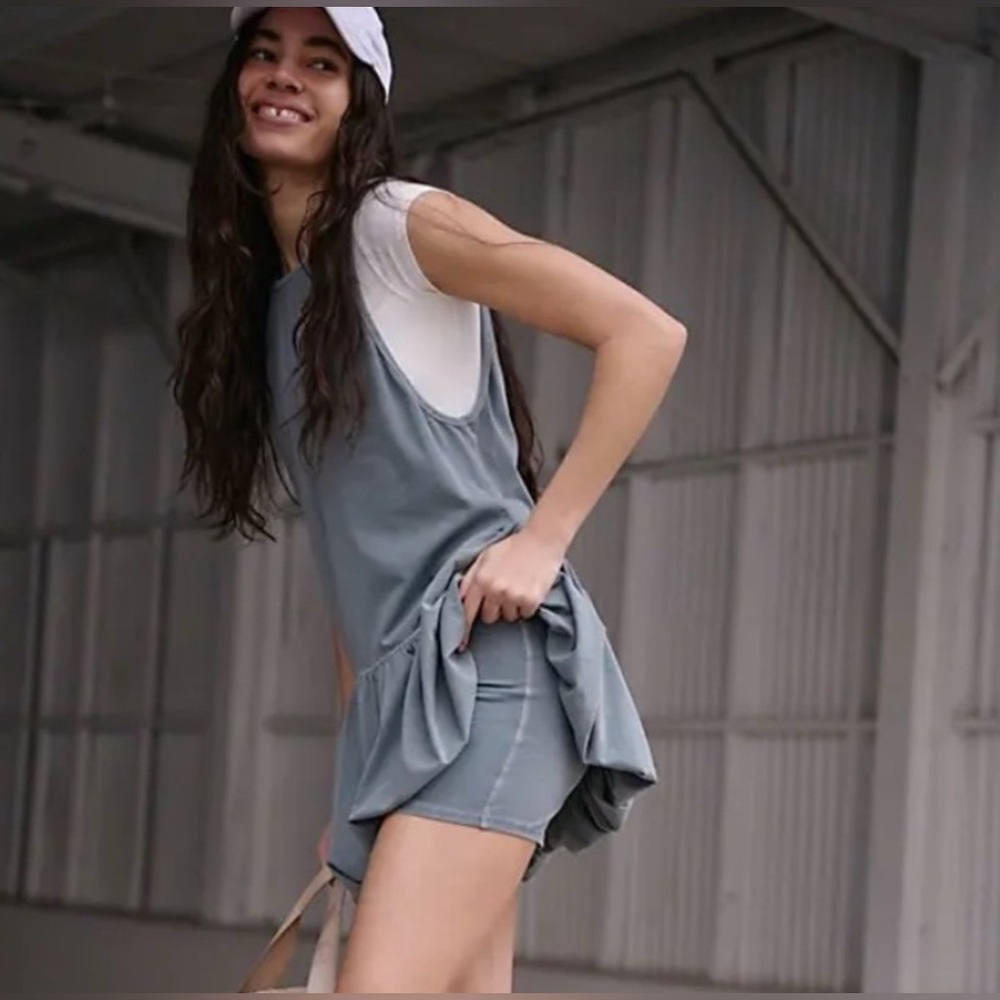 NWT: Free People Hot Shop Bubble Set